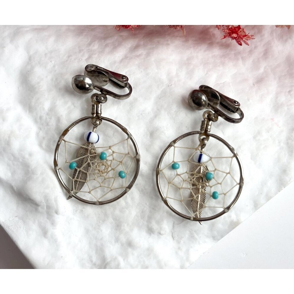 Dream Catcher Silver Toned Turquoise Clip On Southwest Style Vintage Earrings